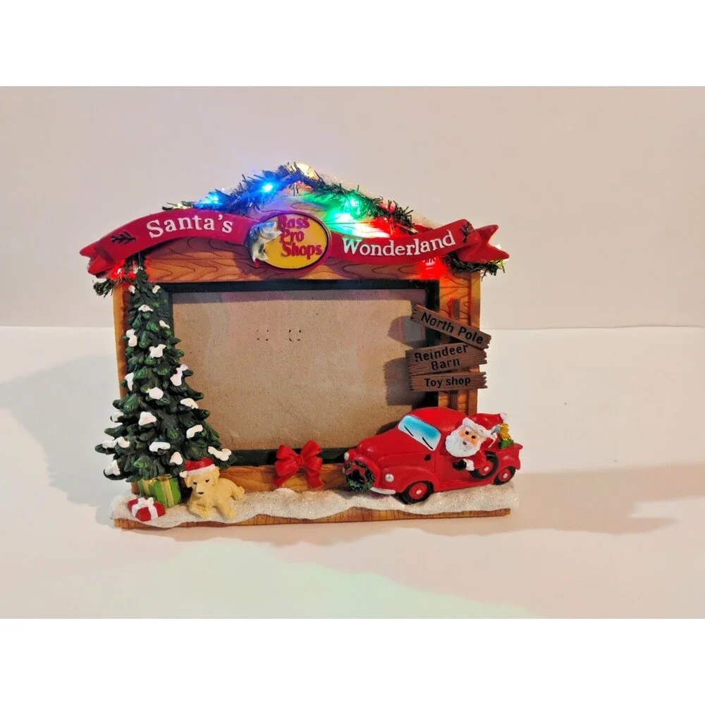 BASS PRO SHOPS SANTA'S WONDERLAND LED PHOTO FRAME